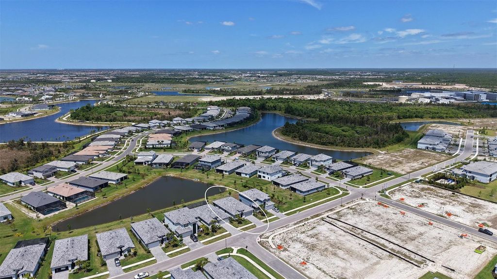 Image 58 of property listing at 17233 MOONFLOWER DRIVE, Venice, FL 34293