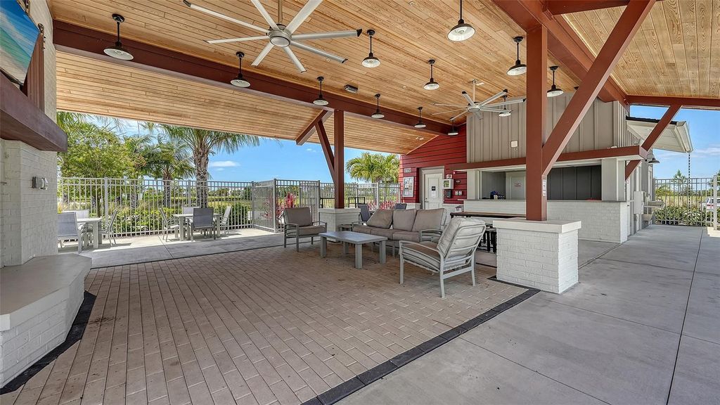 Image 82 of property listing at 17233 MOONFLOWER DRIVE, Venice, FL 34293