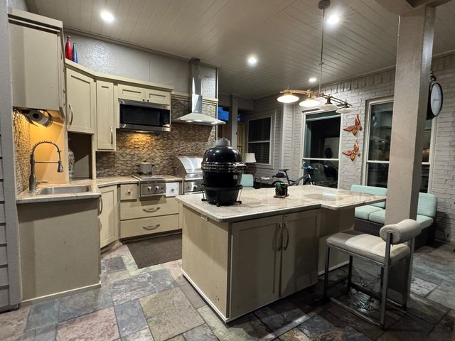 3803 Martin Luther King Jr Drive, Orange, TX 77632