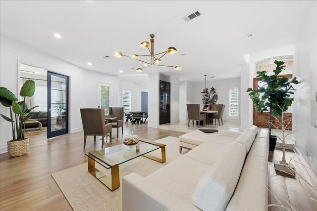 3803 Martin Luther King Jr Drive, Orange, TX 77632