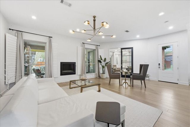 3803 Martin Luther King Jr Drive, Orange, TX 77632