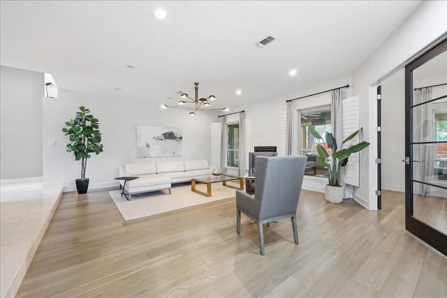 3803 Martin Luther King Jr Drive, Orange, TX 77632