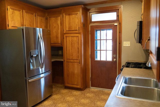 250 EAST MADISON ST, Greencastle, PA 17225