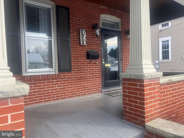 250 EAST MADISON ST, Greencastle, PA 17225