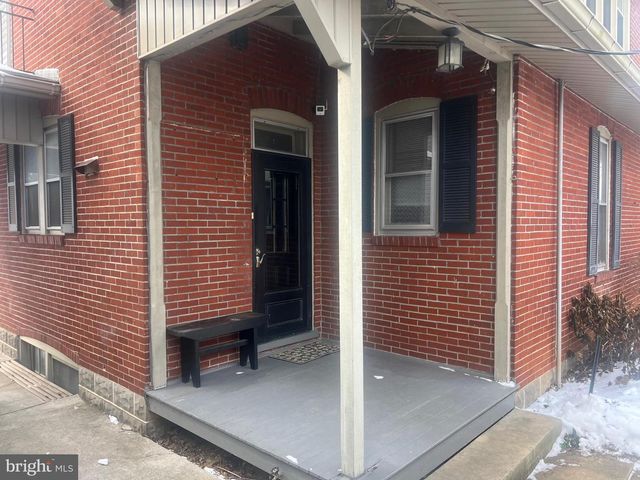 250 EAST MADISON ST, Greencastle, PA 17225