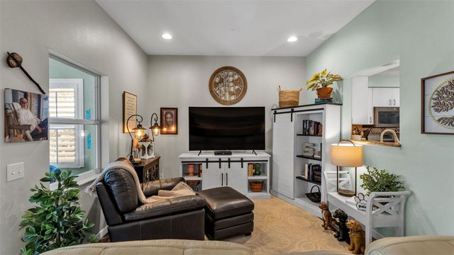 728 CANBERRA ROAD, Winter Haven, FL 33884