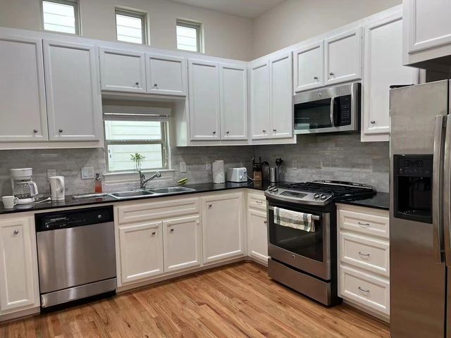 2710 Hullsmith Drive 303, Houston, TX 77063