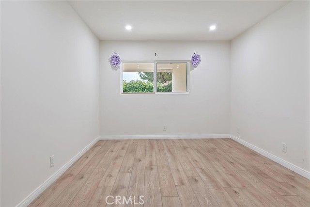 9054 Darby Avenue, Northridge (los Angeles), CA 91325