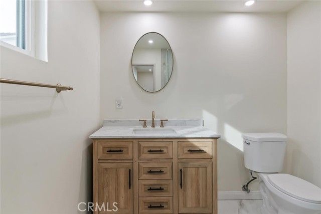 9054 Darby Avenue, Northridge (los Angeles), CA 91325