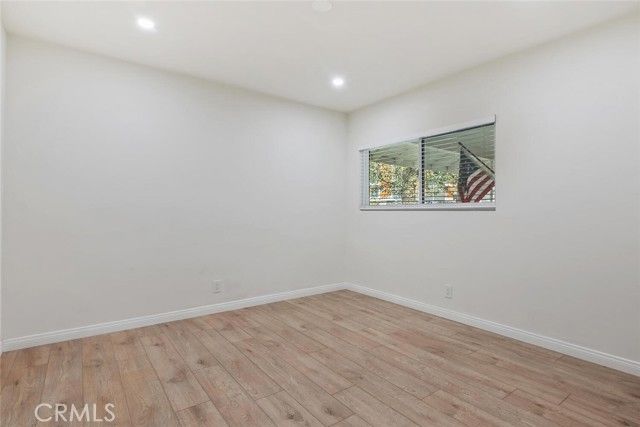 9054 Darby Avenue, Northridge (los Angeles), CA 91325