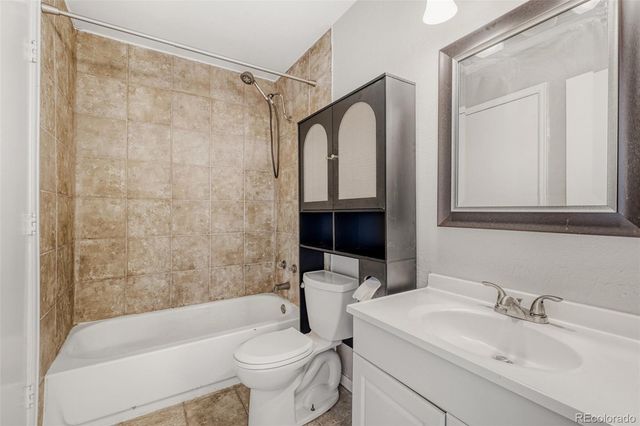 3541 S Telluride Circle A, Aurora, CO 80013