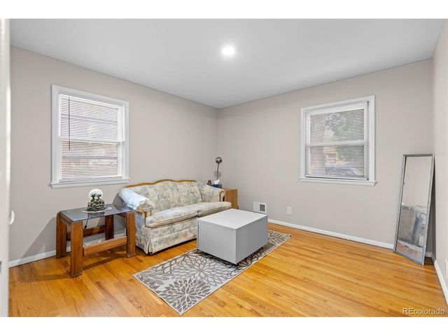 1600 S Ivy Way, Denver, CO 80224