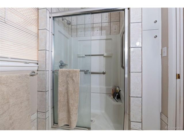 1600 S Ivy Way, Denver, CO 80224