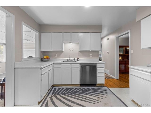 1600 S Ivy Way, Denver, CO 80224