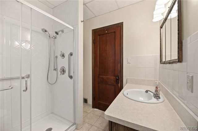 112 Saranac Avenue, Buffalo, NY 14216