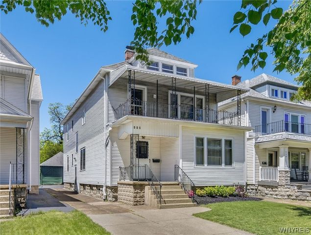 112 Saranac Avenue, Buffalo, NY 14216