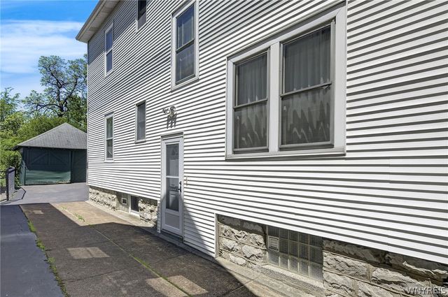 112 Saranac Avenue, Buffalo, NY 14216