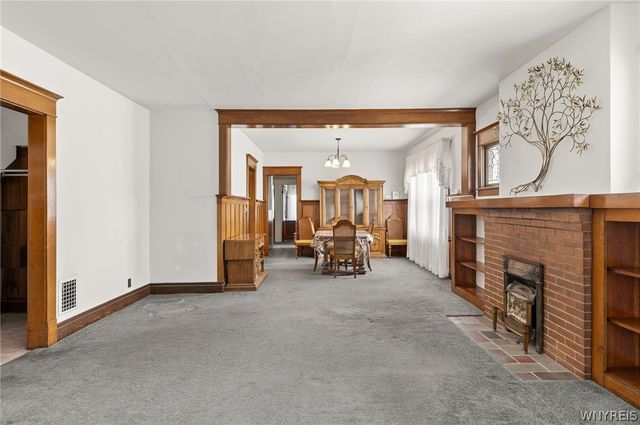 112 Saranac Avenue, Buffalo, NY 14216