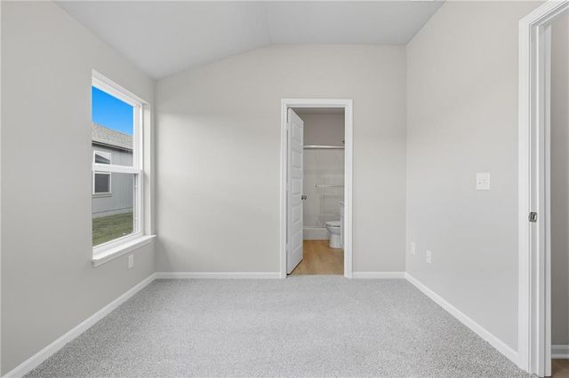 449 Rock Creek Drive, Tonganoxie, KS 66086