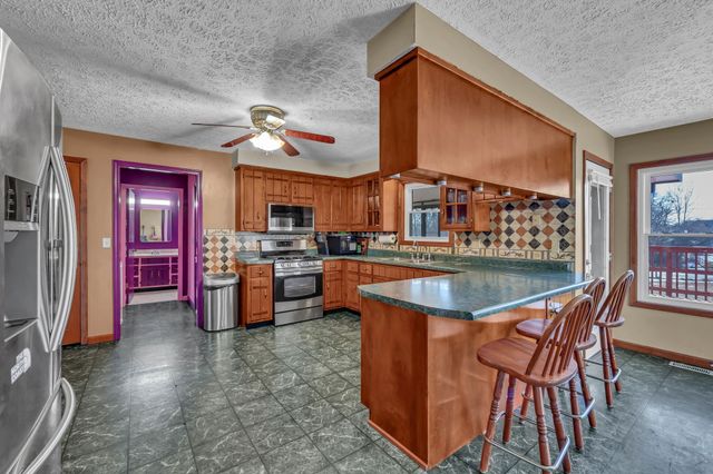 106 James Gordon Outlaw Rd, Indian Mound, TN 37079