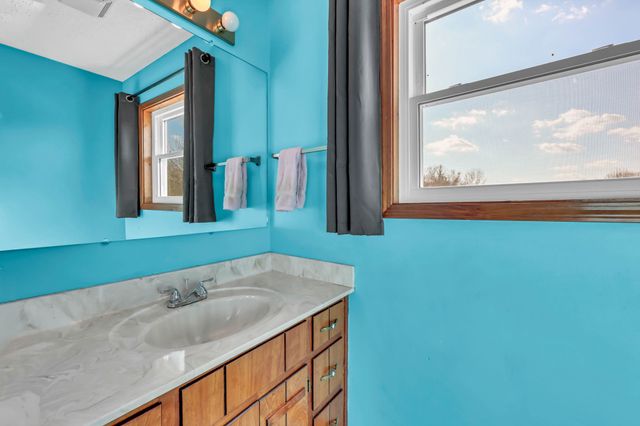 106 James Gordon Outlaw Rd, Indian Mound, TN 37079