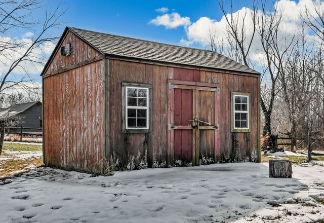 106 James Gordon Outlaw Rd, Indian Mound, TN 37079