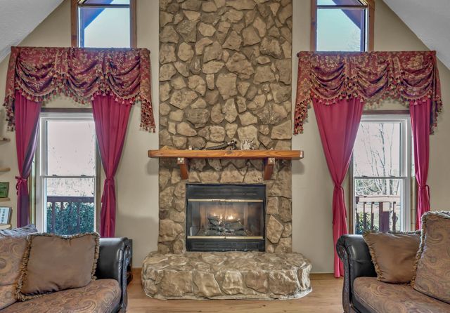 106 James Gordon Outlaw Rd, Indian Mound, TN 37079