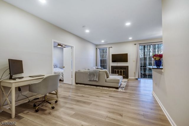 5071 Beech Ct, South Brunswick Twp., NJ 08852