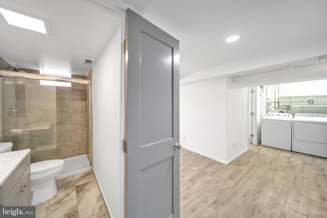 647 EMERSON ST NE, Washington, DC 20017