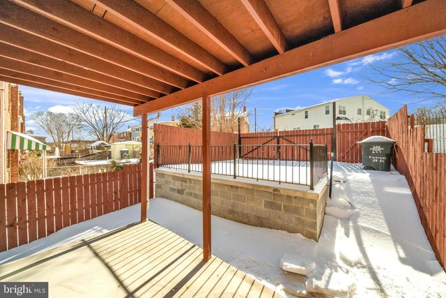 647 EMERSON ST NE, Washington, DC 20017