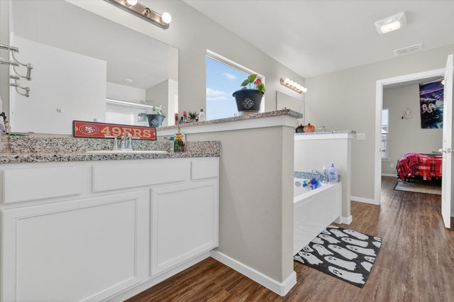 2107 Kirksey Avenue, Lubbock, TX 79407