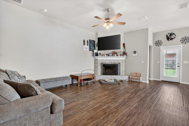 2107 Kirksey Avenue, Lubbock, TX 79407