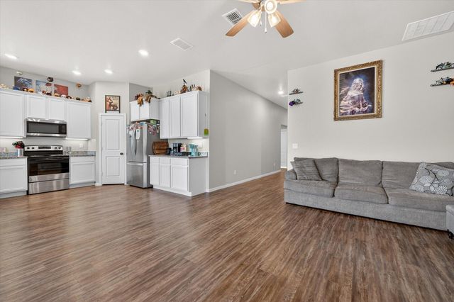 2107 Kirksey Avenue, Lubbock, TX 79407