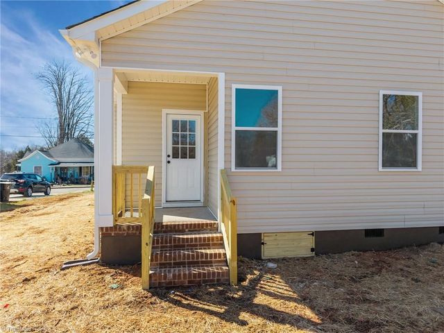 111 E Earnhardt Street, Salisbury, NC 28144