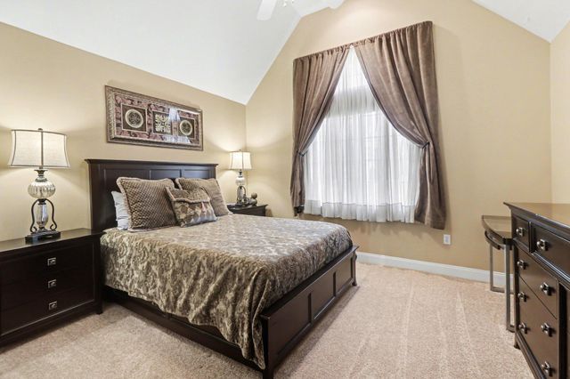 39 SUNFIRE AVE, Camp Hill, PA 17011