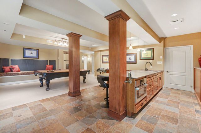 39 SUNFIRE AVE, Camp Hill, PA 17011