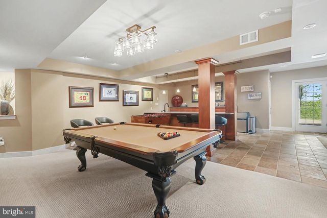 39 SUNFIRE AVE, Camp Hill, PA 17011