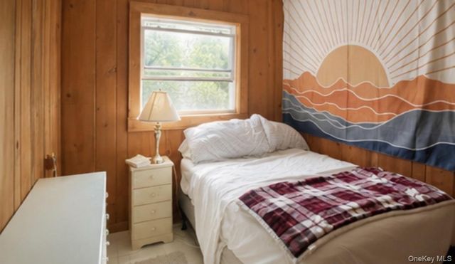 236 Sea Walk, Cherry Grove, NY 11782