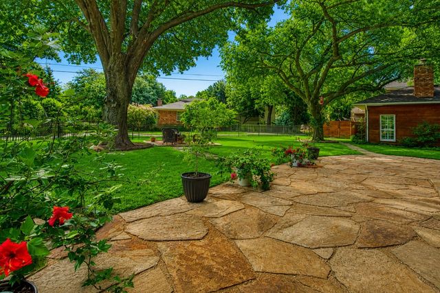 1402 Verano Drive, Dallas, TX 75218