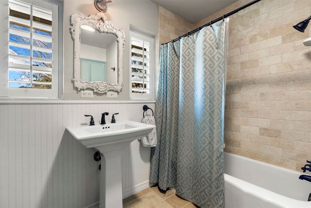 1402 Verano Drive, Dallas, TX 75218