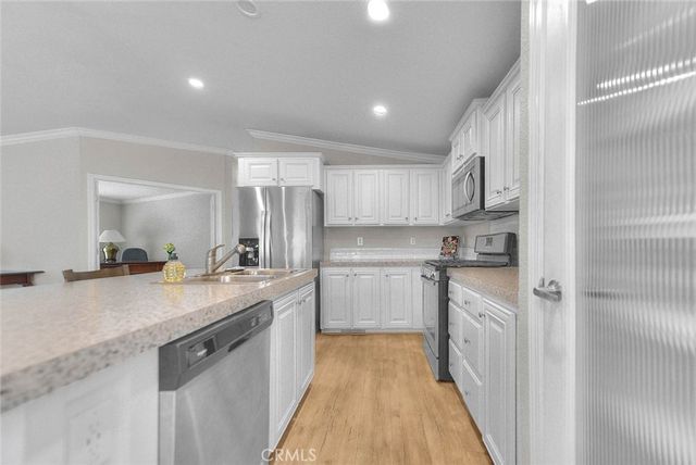 3530 Damien 205, La Verne, CA 91750