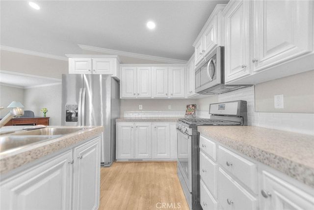 3530 Damien 205, La Verne, CA 91750