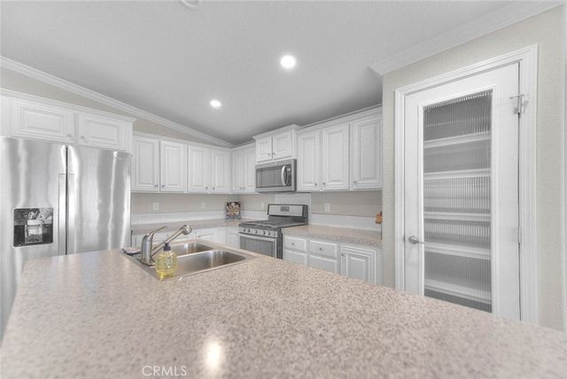 3530 Damien 205, La Verne, CA 91750