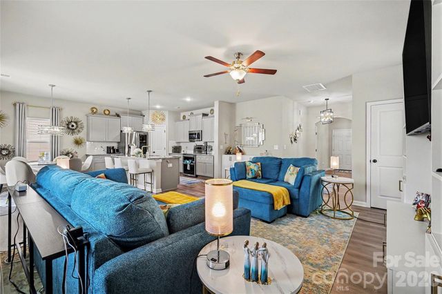 7317 Greenrock Court, Charlotte, NC 28215