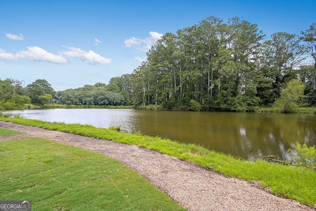 1275 Windance Lake Drive, Loganville, GA 30052