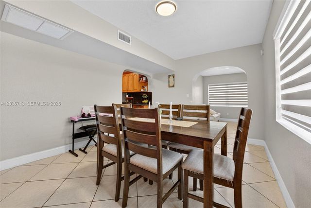 15398 Garfield Dr, Homestead, FL 33033