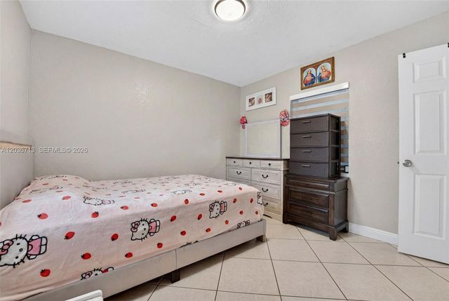 15398 Garfield Dr, Homestead, FL 33033
