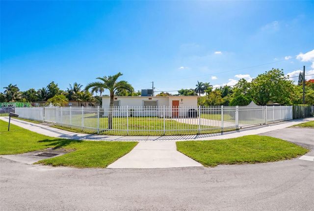 15398 Garfield Dr, Homestead, FL 33033