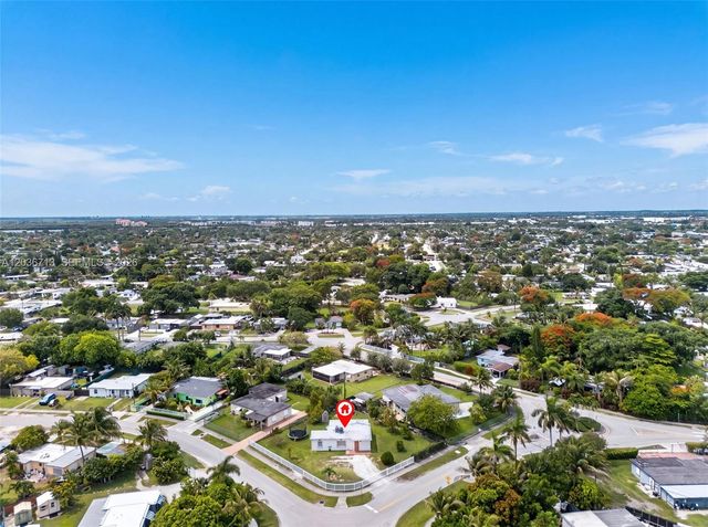 15398 Garfield Dr, Homestead, FL 33033