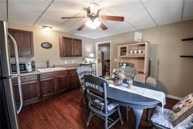 909 Old Barker Place, Loganville, GA 30052